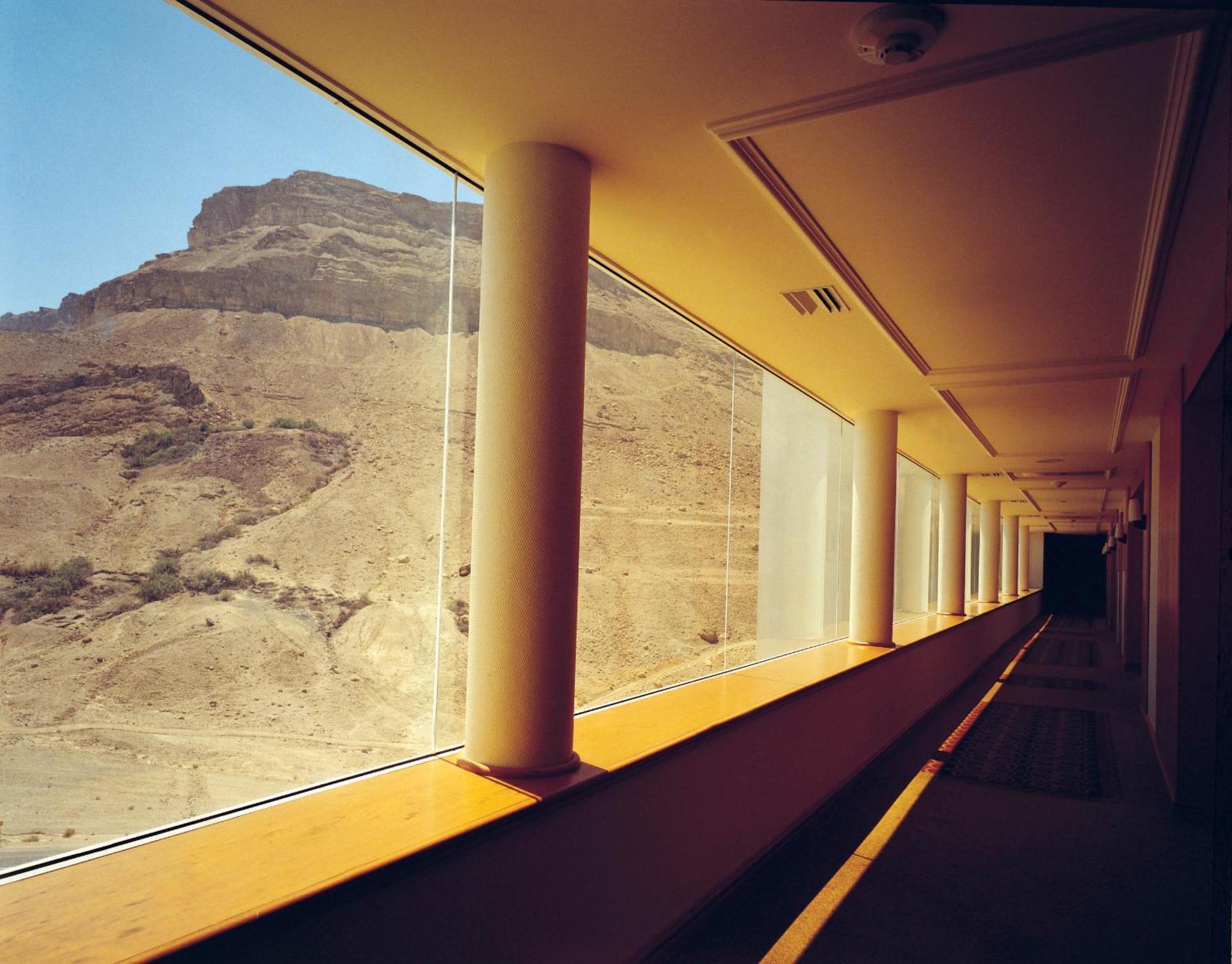 David Dead Sea Resort & Spa Ейн Бокек Екстериор снимка The interior of the Ben Gurion Airport