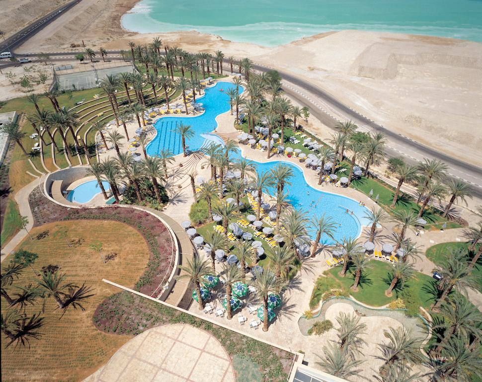 David Dead Sea Resort & Spa Ейн Бокек Екстериор снимка Aerial view of the resort